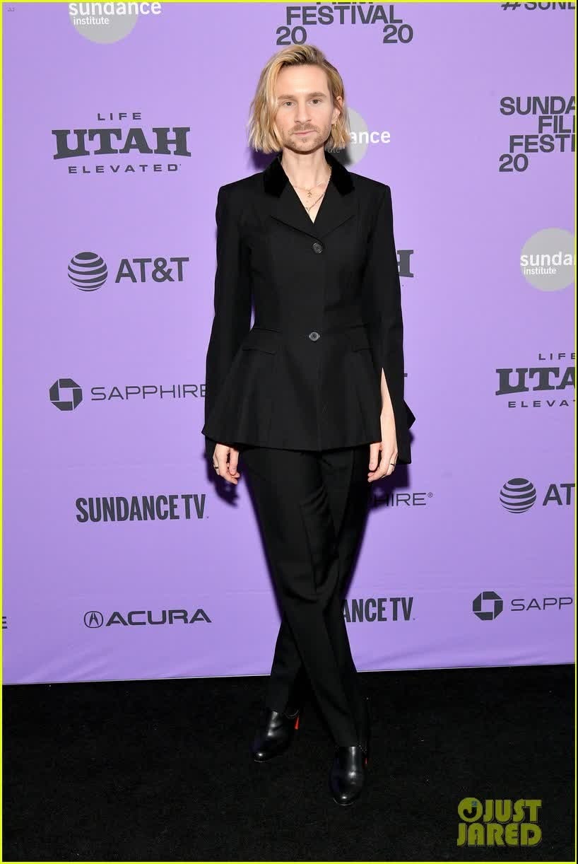 Carey Mulligan Promising Young Woman Press Portrait