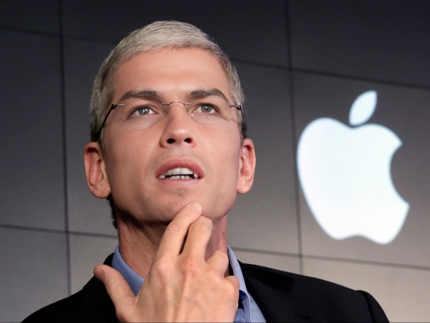 Tim Cook Apple Ceo Press Portrait