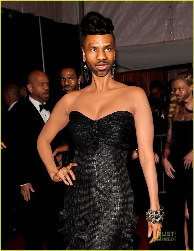 Tyra Banks Met Gala Arrival Portrait