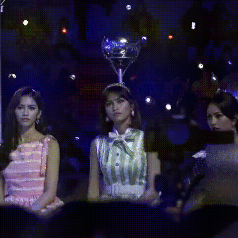 Award Show Female Performers