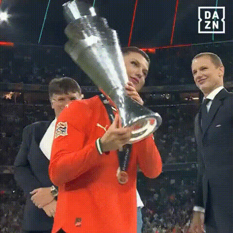 Cristiano Ronaldo With Trophy 3
