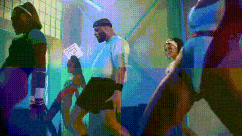Drake Dancing With Women