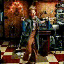 Kate Mckinnon Dancing