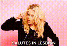 Kate Mckinnon Lesbian Salute