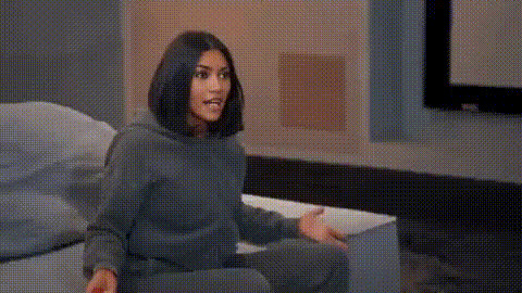 Kim Kardashian Talking (2)