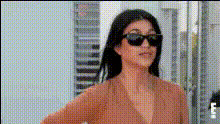 Kourtney Kardashian In Sunglasses