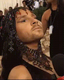 Lizzo Glamorous Red Carpet Look