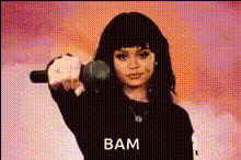 Michelle Phan Pointing Mic