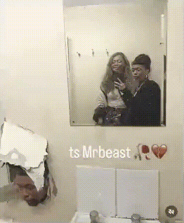 partial-selfie-in-mirror