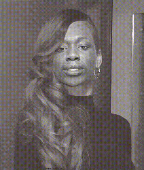 rihanna-close-up-portrait (2)