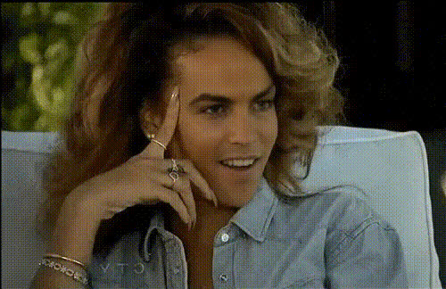 smiling-rihanna-face