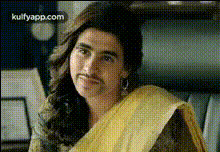 smiling-woman-in-saree