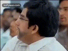 surprised-man-in-glasses