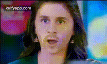 surprised-woman-closeup