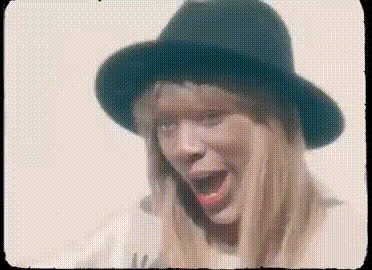 taylor-swift-closeup-portrait