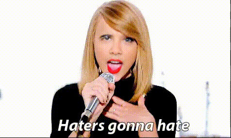 taylor-swift-singing-shocked