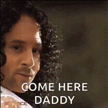 woman-beckoning-daddy