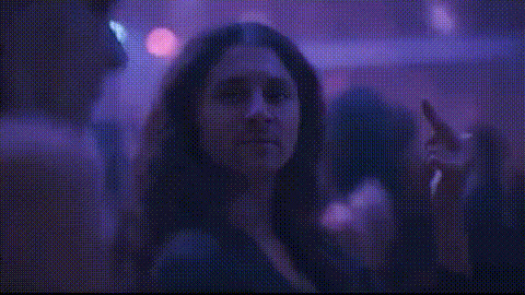 woman-dancing-in-nightclub