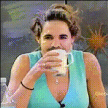 woman-drinking-from-mug