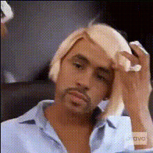 woman-with-blonde-hair