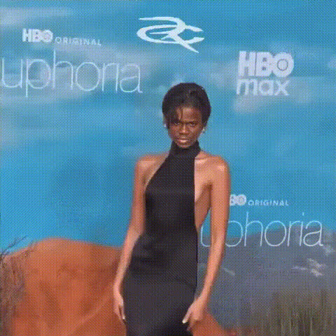 zendaya-in-black-dress