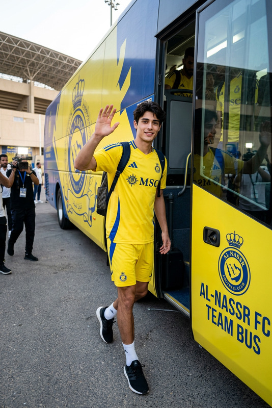 Football Team Arrival