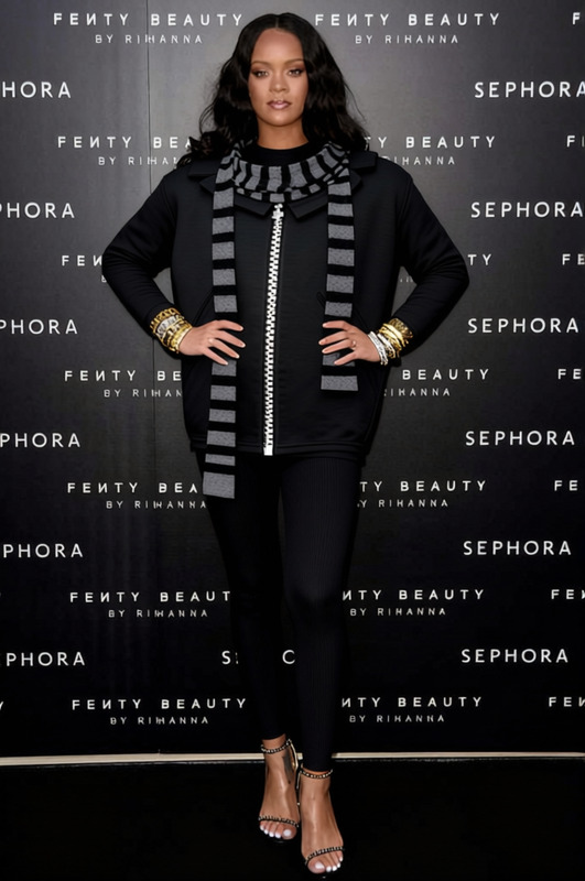 Gru Black Zip Jacket With Gray Scarf